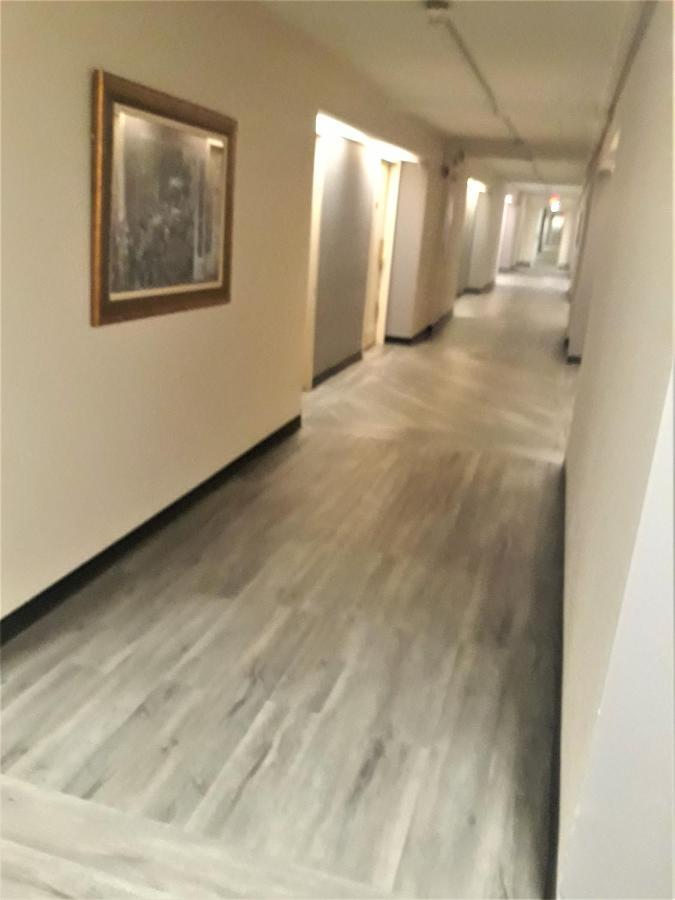 Madison Inn & Suites Zewnętrze zdjęcie